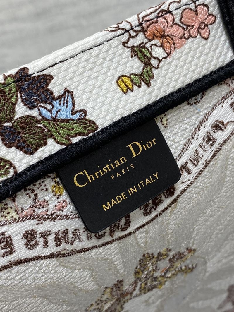 Christian Dior Shopping Bags